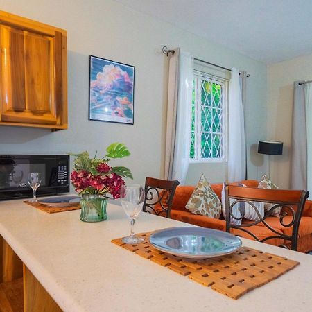 Musgrave Annex- Comfy 1 Bedroom Apartment On The Ground Floor Кингстон Экстерьер фото